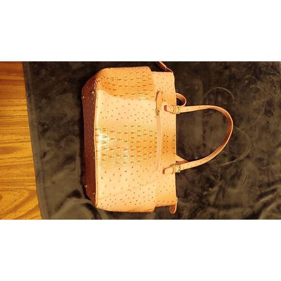 Elegant Orange Shoulder Bag - Picture 6 of 11